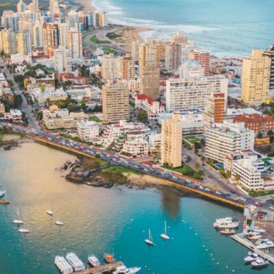 Copertina di Grazia a Minetti, su Cipriani il silenzio di Punta del Este: “Di lui non parliamo”