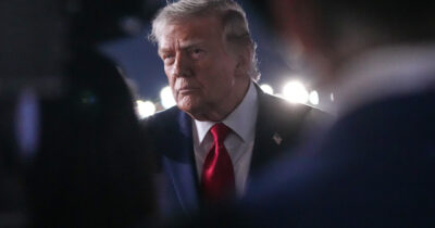 Copertina di Trump: “A breve data e luogo della firma dell’accordo con l’Iran. Ho annullato i raid di stanotte”