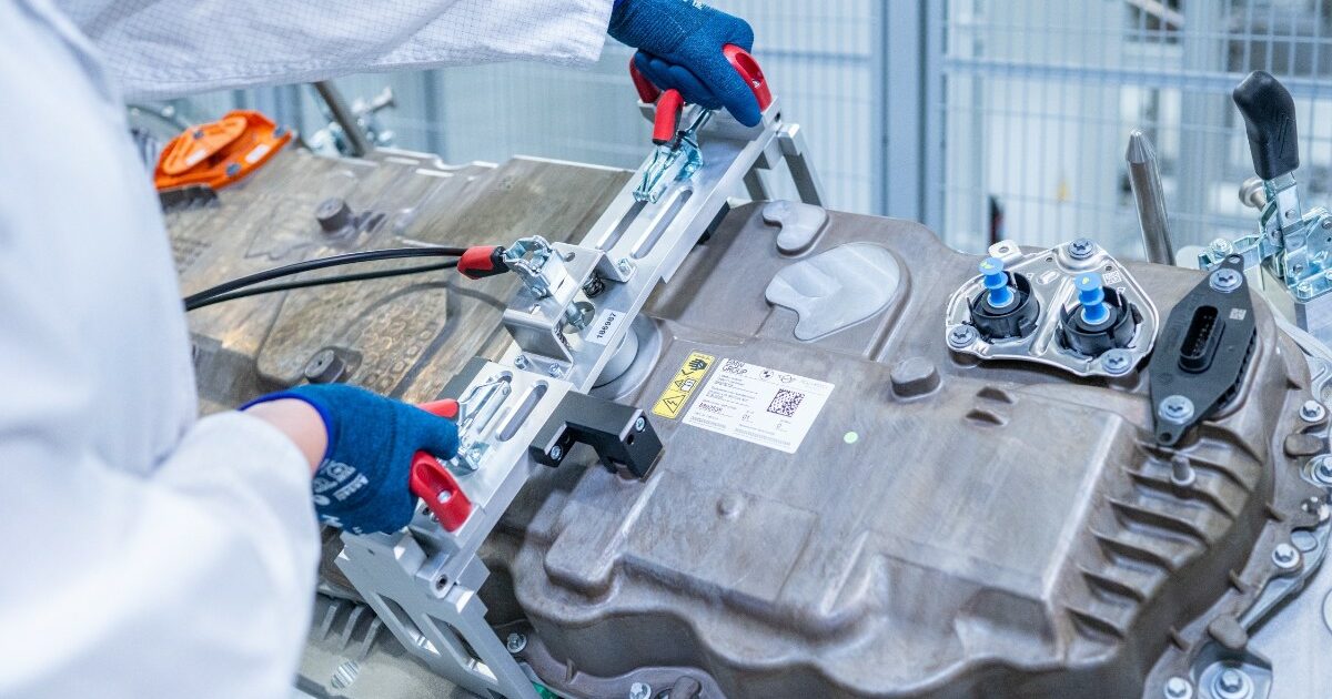 Bmw, l’idrogeno nel mirino. La prima X5 con celle a combusti