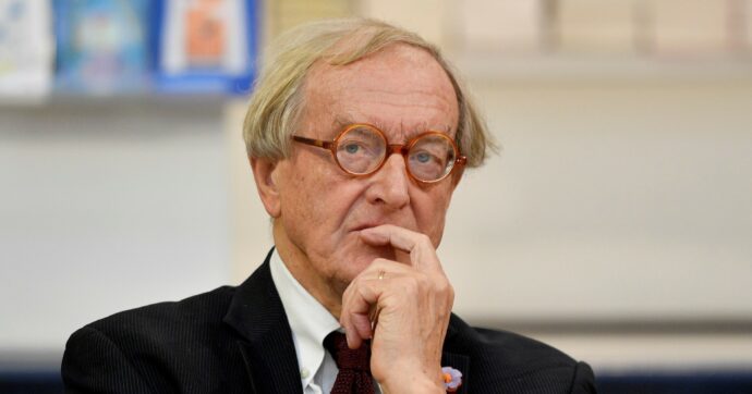 Romano Montroni: addio a un libraio  dalla testa ai piedi