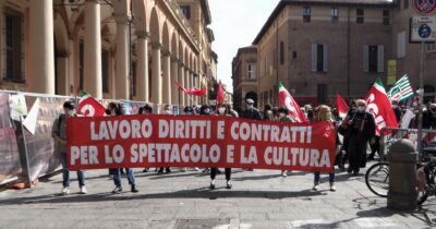 Copertina di Cultura, primo sciopero generale: musei&teatri fermi