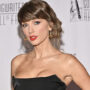 Copertina di Swift commossa, è  la donna più giovane mai inserita nella Songwriters Hall of Fame