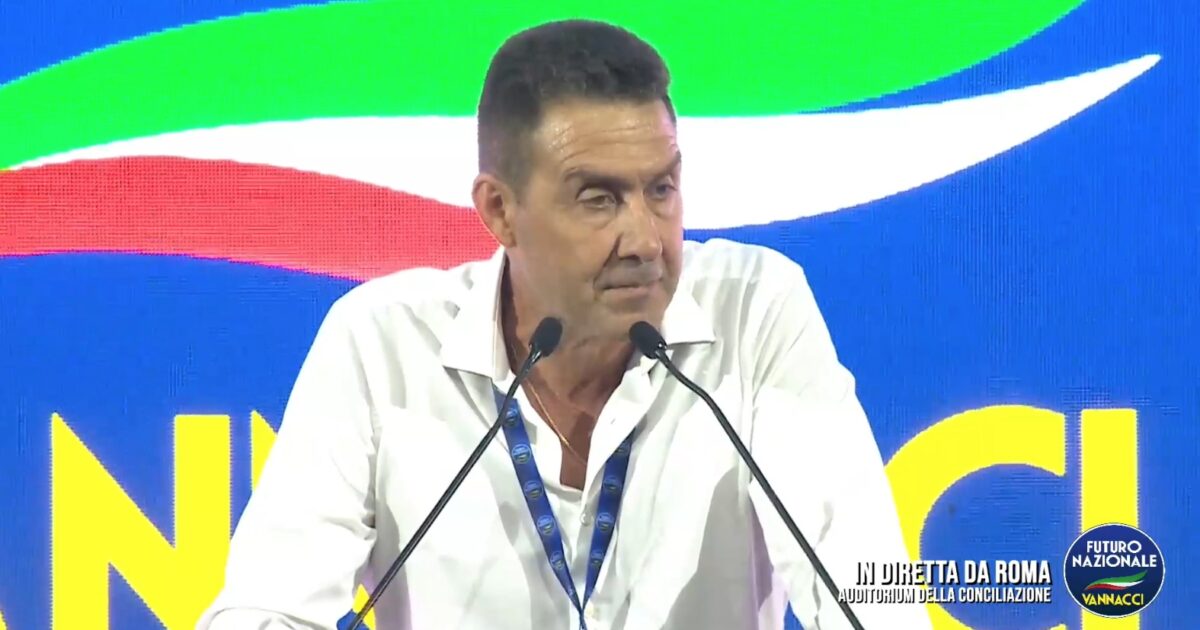 vannacci apre l8217assemblea di fn e attacca il centrodestra porta avanti l8217agenda draghi 15 minuti contro la stampa orgogliosi di essere la feccia poi recita una preghiera da Ilfattoquotidiano.it vannacci apre l8217assemblea di fn e attacca il centrodestra porta avanti l8217agenda draghi 15 minuti contro la stampa orgogliosi di essere la feccia poi recita una preghiera