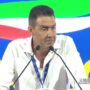 Copertina di Vannacci apre l’assemblea di Fn e attacca il centrodestra: “Porta avanti l’agenda Draghi”. 15 minuti contro la stampa: “Orgogliosi di essere la feccia”. Poi recita una preghiera