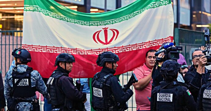 Mondiali, trovato un cadavere davanti allo stadio dove si allena l’Iran
