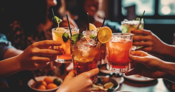 L’alcol, pure poco, fa male: parola di ricerca scientifica