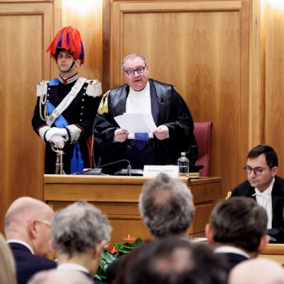 Copertina di Incarichi da Fs-Anas e Csm al giudice dei loro processi
