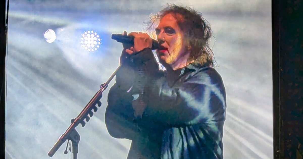 un destino cinico e baro mi fa perdere i massive attack ma il primavera sound di barcellona 232 sempre avanguardia da Ilfattoquotidiano.it un destino cinico e baro mi fa perdere i massive attack ma il primavera sound di barcellona 232 sempre avanguardia