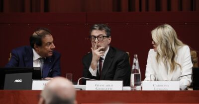 Copertina di Giustizia tributaria: la riforma c’è, ma i giudici continuano a dipendere dal ministero dell’Economia. Che dirige l’amministrazione fiscale