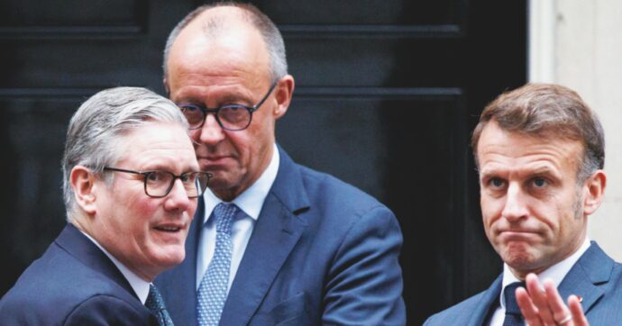 Leader a pezzi: ultimo giro per Macron. E Merz e Starmer rincorrono Donald