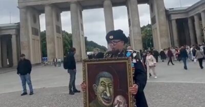 Copertina di Ucciso in Polonia il dissidente russo Semyon Skrepetsky: tre giorni fa era a Berlino con un quadro anti-Putin