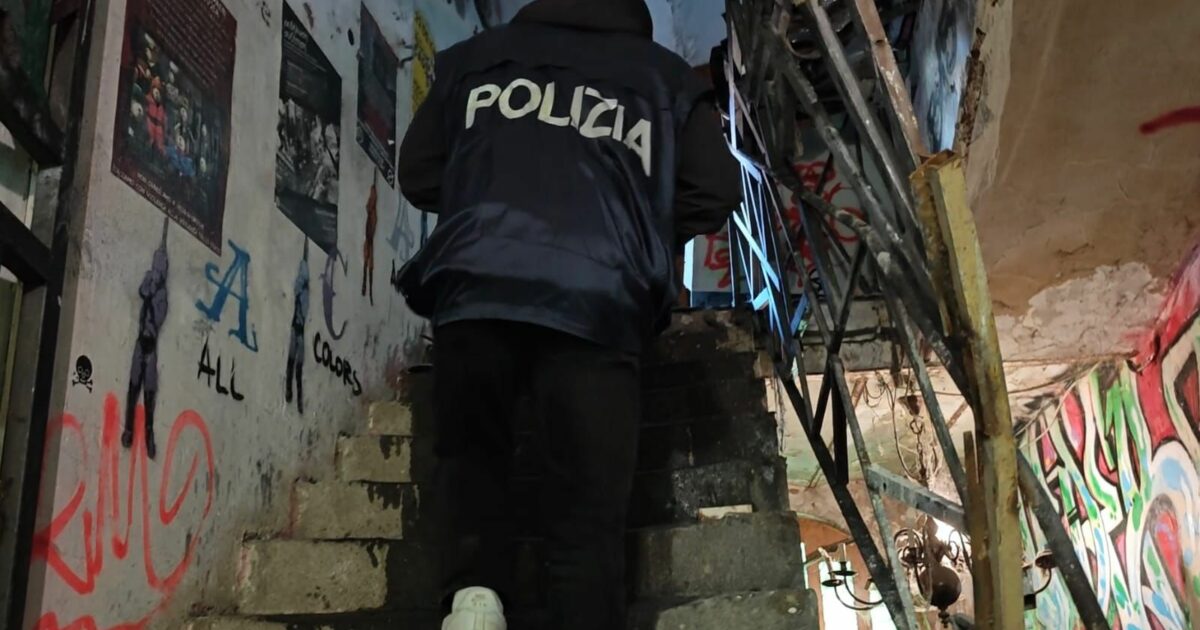 gli anarchici e la campagna per cospito tra gli obiettivi gli studi dove registra la7 da Ilfattoquotidiano.it gli anarchici e la campagna per cospito tra gli obiettivi gli studi dove registra la7