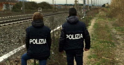 Copertina di Roma, sette arresti per terrorismo: “Gruppo anarchico responsabile del sabotaggio all’Alta velocità a febbraio”