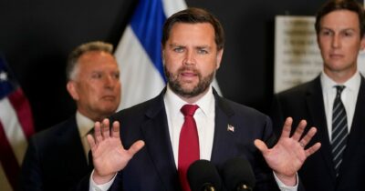 Copertina di Usa-Iran, per la firma dell’intesa scelto  il resort svizzero che ospitò Zelensky. Trump attacca: “Bibi ha sbagliato in Libano”
