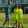 Copertina di Pio Esposito rimanda le vacanze: è a Brescia per allenare i ragazzi della scuola calcio dove ha iniziato la carriera
