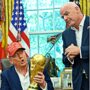 Copertina di Trump vuole consegnare la coppa ai vincitori dei Mondiali: la Fifa è pronta a dire di sì (infrangendo il protocollo)