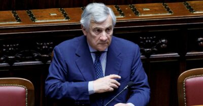 Copertina di Forza Italia, gli anti-Tajani  tornano in tv (per ordine dei Berlusconi)