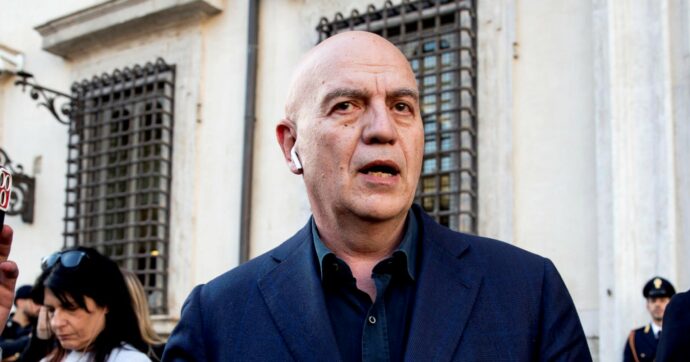 ll Generale fa esplodere i rossobruni Nel partito di Rizzo volano gli stracci