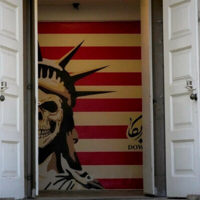 Copertina di Intesa con l’Iran: gli Usa svelano il testo e poi ritrattano la firma