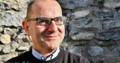 Copertina di Maturità 2026, Alberto Pellai promuove le tracce dei temi: “Argomenti che hanno a che fare con l’analisi di questi tempi e la fatica di crescere in quest’epoca. La meraviglia? È l’antidoto all’ansia”
