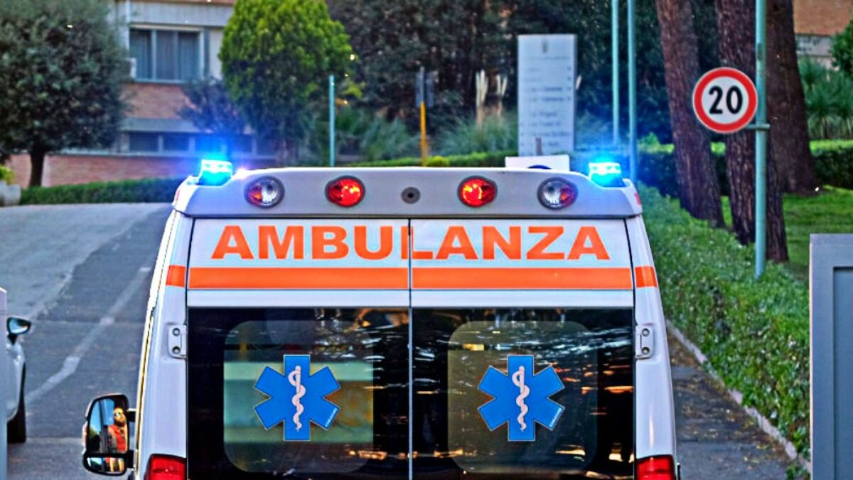 cagliari operaio muore nel porto industriale schiacciato dai tubi da Ilfattoquotidiano.it cagliari operaio muore nel porto industriale schiacciato dai tubi