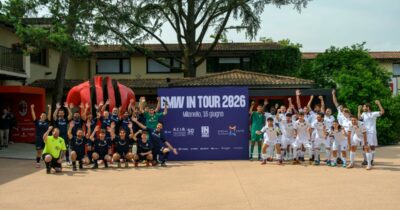 Copertina di BMW in Tour chiude a Milanello. Il calcio che supera ogni barriera