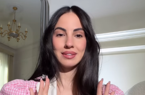 “È stato superato un limite. La foto di mia figlia usata senza consenso, i bambini non sono strumenti per generare curiosità. Dovreste vergognarvi”: l’amarezza di Giulia De Lellis
