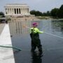 Copertina di La ristrutturazione della vasca del Lincoln Memorial voluta da Trump è un disastro