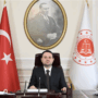 Copertina di Ue contro Ankara: il Parlamento chiede sanzioni per il ministro della Giustizia turco Akin Gurlek, fedelissimo di Erdogan