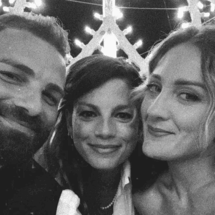“Vi amo follemente, auguri patati”: Emma Marrone alle nozze del fratello Francesco e della compagna Maria Elisa Pellegrino. La dedica ha scatenato l’affetto dei fan
