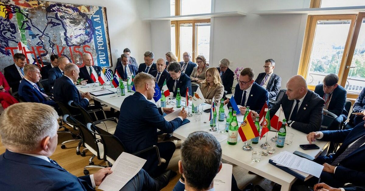nuovo scontro sul prossimo bilancio ue rigoristi e contributori netti contro gli amici della coesione guidati da italia e spagna da Ilfattoquotidiano.it nuovo scontro sul prossimo bilancio ue rigoristi e contributori netti contro gli amici della coesione guidati da italia e spagna