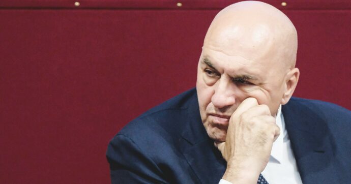 Ministri e big: tutti parti offese nel processo contro gli spioni. Tra le vittime ci sarebbero Crosetto, Valditara, Urso e Angelucci