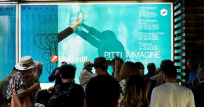 Copertina di Tra le onde. Pitti Uomo: il Made in Italy fatica. E si reinventa