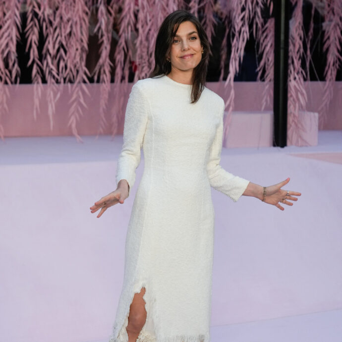 “Il desiderio può essere oscuro anche a noi stessi, non confessabile. Mio padre è morto quando avevo 4 anni, ero una bambina inquieta”: così Charlotte Casiraghi