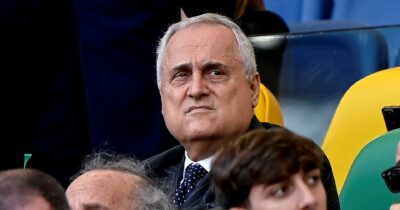 Copertina di Lotito, un presidente assediato. La contestazione dei tifosi laziali agita Forza Italia