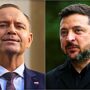 Copertina di Nawrocki ritira l’onorificenza a Zelensky, che la restituisce subito: “A Mussolini però è rimasta”. È scontro tra Varsavia e Kiev