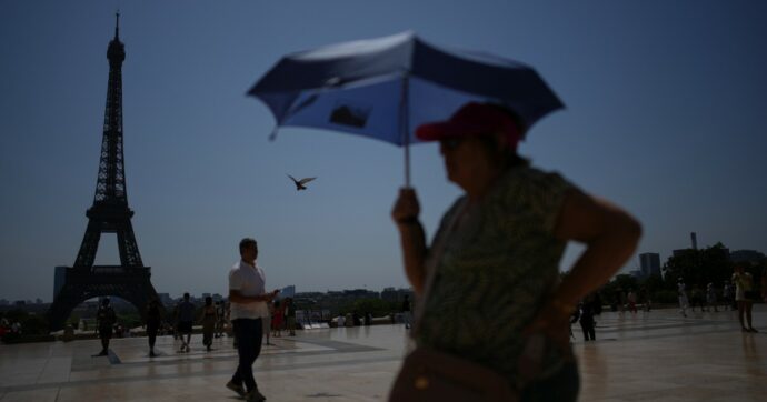 La Francia nella morsa del caldo: oggi 35 milioni di persone coinvolte nell’allerta rossa