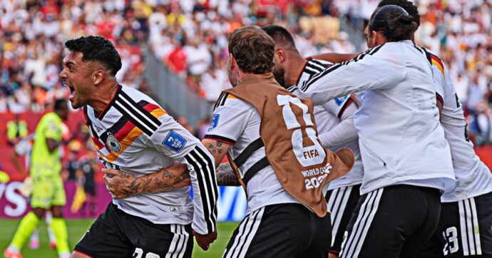 Mondiali, i risultati della notte: la Germania ribalta la Costa d’Avorio, è ai sedicesimi. Primo storico punto per Curacao – La nuova classifica dei gironi
