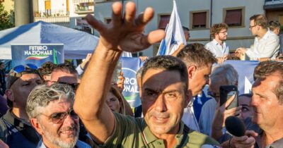 Copertina di Alemanno fuori dal carcere il 24:      Vannacci in prima fila a Rebibbia