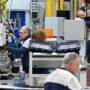 Copertina di Da Fca a oggi, così l’industria-auto italiana è crollata in pochi anni: l'anticipazione di “Stellantis cadente”