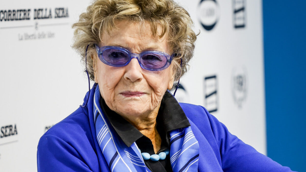 “Mi fanno paura le malattie. Sono una persona abituata all’autonomia e alla libertà, e le malattie tolgono libertà e autonomia. Gli animali domestici ci insegnano l’amore puro”: parla Dacia Maraini