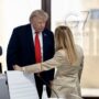 Copertina di Sondaggi, lo scontro con Trump fa bene a Meloni: +2% di consensi in un mese, ora è al 40%
