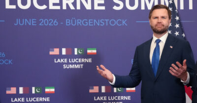 Copertina di Usa-Iran, Vance dopo i primi colloqui: “Teheran ha accettato di fare entrare gli ispettori Aiea. Gettate buone basi per accordo”