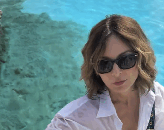 “Con mio padre non c’era grande dialogo, lavorava sempre. Le prime critiche per me furono uno schiaffo in faccia, lui rimase impassibile”: Violante Placido racconta
