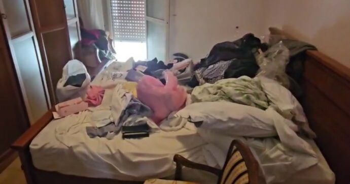 “Erano segregate, potevano guardare solo la tv”, il procuratore di Sulmona sulle sorelle ritrovate. Il video dell’appartamento