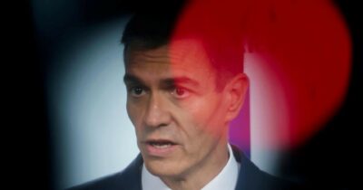 Copertina di Spagna, ancora guai per il premier Sánchez: 24 anni  per corruzione all’ex ministro