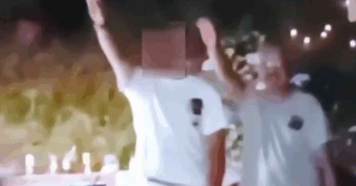 saluto fascista sulle note di 8216giovinezza8217 si dimette il vicesindaco del paese di sandro pertini da Ilfattoquotidiano.it saluto fascista sulle note di 8216giovinezza8217 si dimette il vicesindaco del paese di sandro pertini