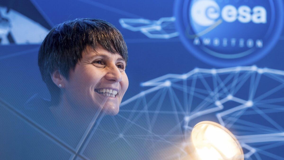 se vogliamo continuare a far volare astronauti non possiamo comprare i biglietti da aziende private la riflessione dell8217astronauta samantha cristoforetti da Ilfattoquotidiano.it se vogliamo continuare a far volare astronauti non possiamo comprare i biglietti da aziende private la riflessione dell8217astronauta samantha cristoforetti