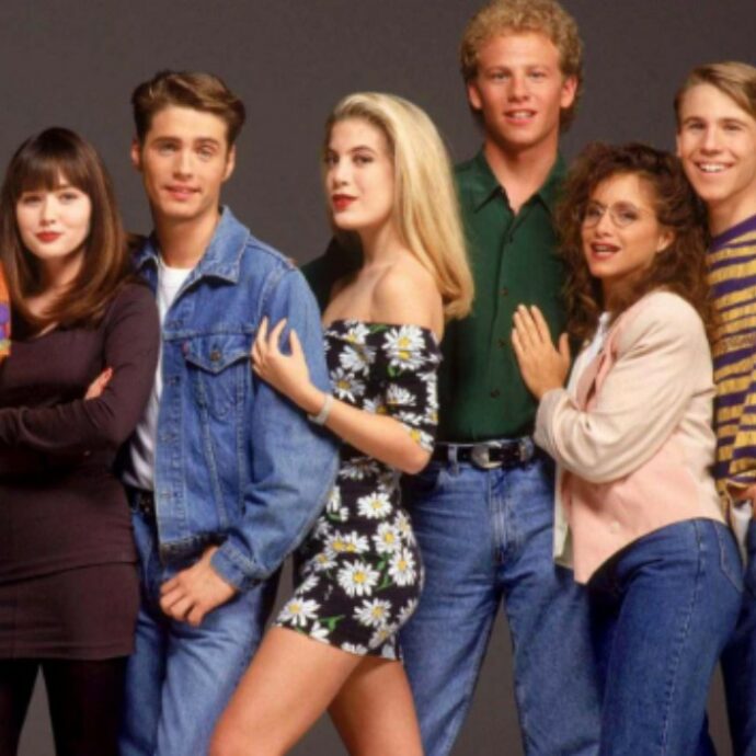 “Quando feci il provino per la serie che mi ha reso famosa in tutto il mondo finsi di avere 21 anni ma ne avevo 29. Se avessi detto la verità…”: parla Gabrielle Carteris, Andrea Zuckerman di Beverly Hills 90210