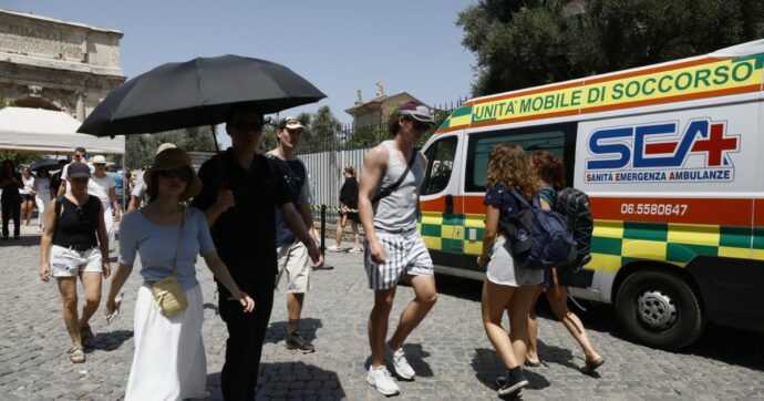 Otto morti in Italia in poche ore, ipotesi legame con il caldo estremo. Le vittime sono anziani, lavoratori e bagnanti